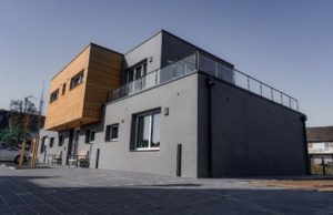 Büscher builds a brand new house out of 75% recycled concrete and demolition waste