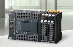 Controllo avanzato per macchine compatte: Machine controller NX1