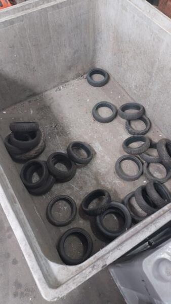 dismantle the e-scooter wheel progetto Harmony ESCI