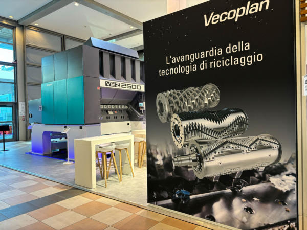 All’Ecomondo, Vecoplan ha presentato il VEZ 2500-TV