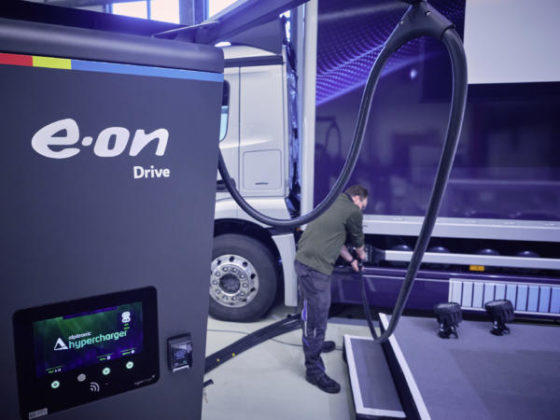 240111_E.ON_TestingLab_E-Truck_Charging-560x420 240111_E.ON_TestingLab_E-Truck_Charging-560x420