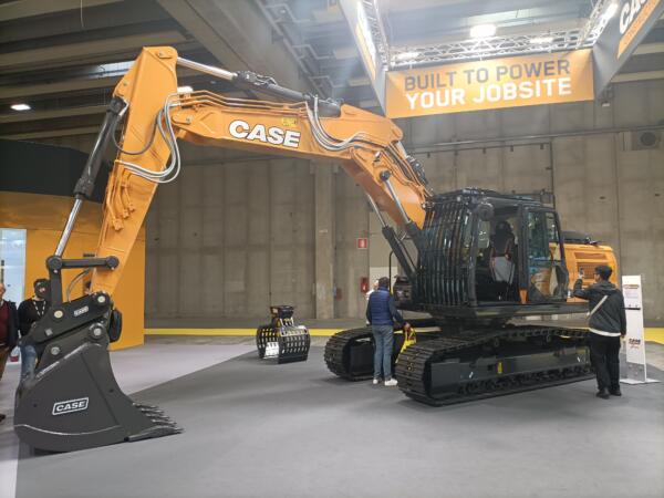 CASE 240E