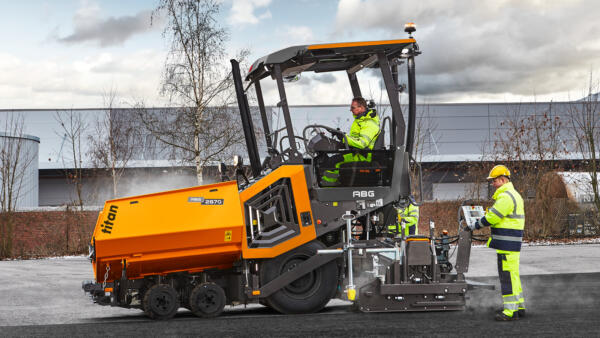 ABG_2870-Asphalt_Paver-1600x900px-2 Ammann SaMoTer 2026