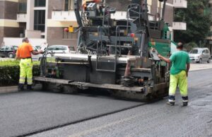 Le strade dell’innovazione con gomma riciclata da pneumatici fuori uso Ecopneus-asfalti-PFU
