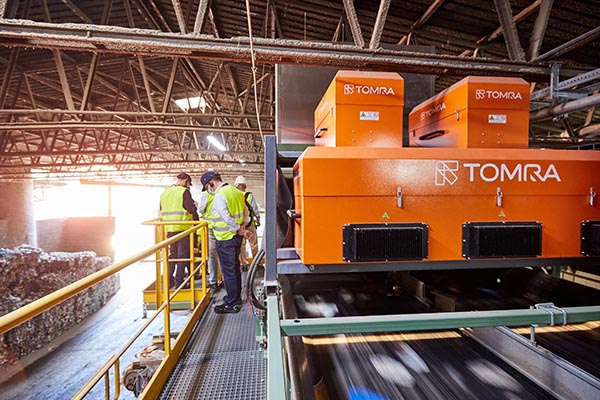 (C)TOMRA 2021_Advanced mechanical recycling plant visit_01 tomra-impianto