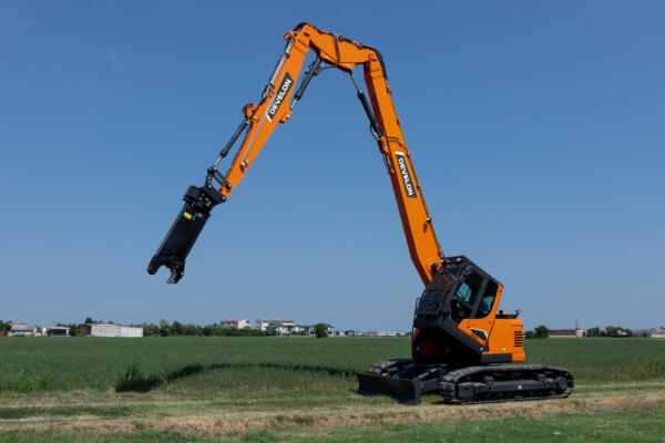 Develon_DX140DM