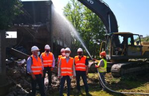 Trezzano sul Naviglio abbatte l’incompiuta demolizione-morona