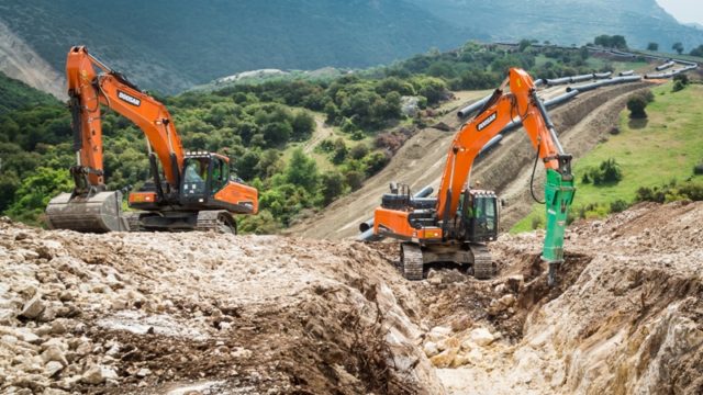 52 escavatori Doosan al lavoro per la realizzazione del TAP, il più grande  gasdotto in Europa | Recover Web