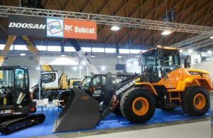 Doosan lancia la nuova pala gommata DL280-5