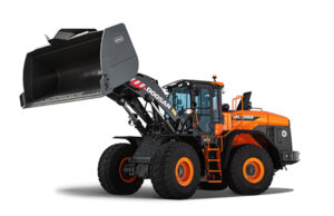 Doosan punta al top con le nuove pale gommate serie DL-7 Doosan-pale-gommate-DL380-7