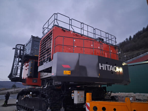 Hitachi ultra-large excavator EX2600-7E