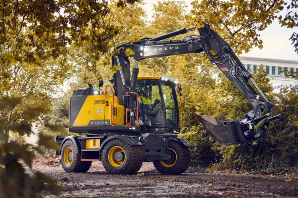 Volvo Escavatore gommato EWR150F_4