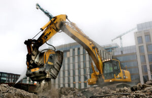 Porti e aeroporti: con MB Crusher decollano i profitti, atterrano i costi mb-crusher-komatsu-dublin-port