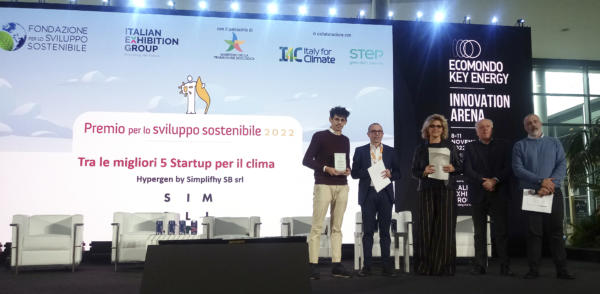 Foto Premio Sviluppo Sostenibile 2022 simplifhy-premio