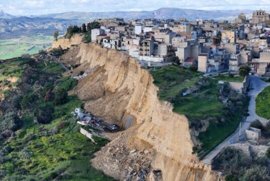 Niscemi: 150 milioni di euro per demolizioni e messa in sicurezza frana niscemi