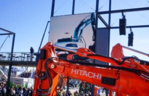 Research and development drives progress at HCM LANDCROS One concept scavatore di HCM