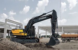 Il nuovo Scavatore HX220AL della serie A Hyundai è “Pronto a cambiare il mondo”