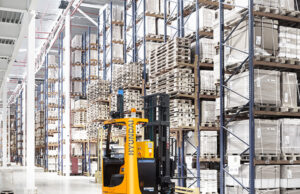 Logistica innovativa dalla partnership tra Hyundai Construction Equipment e KT Hyundai CE autonomous forklift