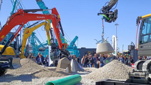 IMG20250408124701 macchine da costruzione