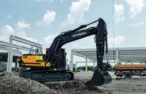 Il nuovo Scavatore HX220AL della serie A Hyundai è “Pronto a cambiare il mondo”