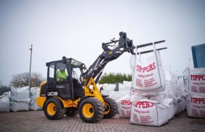 Prestazioni e comfort migliorati per la pala compatta 403