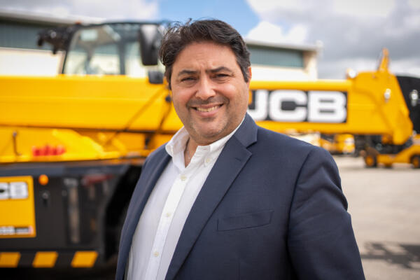 JCB_Michele Davì_1 JCB Michele Davì1