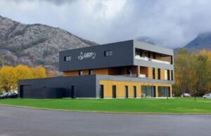PELLENC: Innovative Wood Recovery at LELY ENVIRONNEMENT Lely-headquarter