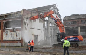 Ex OGM Torino, via alle demolizioni OGM demolizione