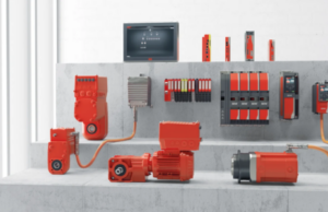 SEW-Eurodrive a E-Tech: automazione per la produzione di batterie _OQZ_pIPpKgMdCaL-mDA8ePJQjowT2uJZSxS9fD-8KA