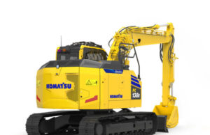 Komatsu: nel 2024 il nuovo escavatore elettrico con batteria agli ioni di litio Komatsu PC138E-11