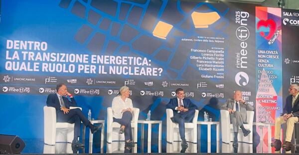 PHOTO-2025-08-26-15-49-00 energia nucleare e rinnovabili