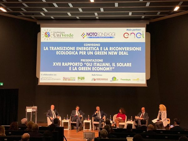 Presentazione-XVII-Rapporto-Italiani-Solare-GreenEconomy