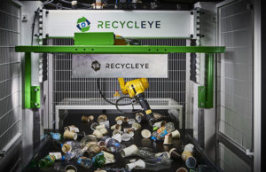 Primo robot di raccolta rifiuti in Italia con Recycleye Robotics recicleye-robotics