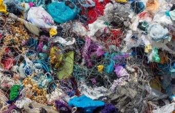 Plastica, la raccolta si ferma: è crisi nazionale Rifiuti di plastica misti