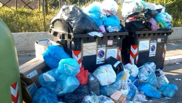 Rifiuti in strada_Municipio III