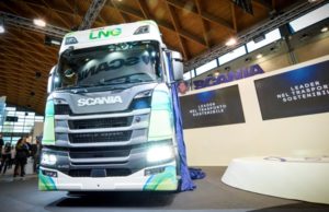 Scania investe sul metano: presentata a Ecomondo la gamma completa di motori a gas