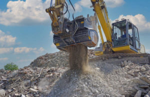 Frantumazione calcestruzzo armato direttamente in cantiere SimexCBE40-3