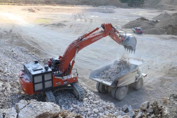 ZX530LCH-7 HITACHI