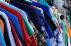 Erion Textiles porta “Raccogli-amo” a Torino abiti-usati