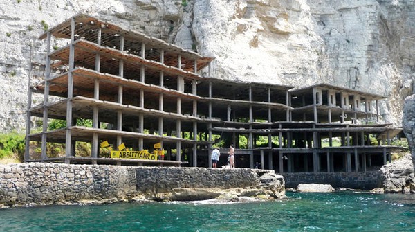 abusivi spiagge