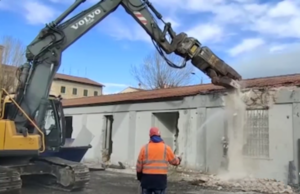 Demolizione selettiva per piazza d’Armi ad Ancona