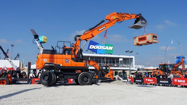 bauma_Doosan