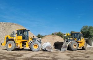 Hyundai HL975A CVT e HL960A: la combinata per il riciclo! copertina