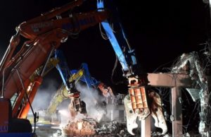 Demolito il cavalcavia di Porpetto sull’A4