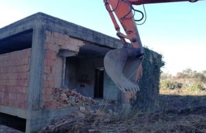 Ex Terme di Roselle: il sindaco dà il via alla demolizione dell’ecomostro