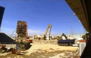 Il palazzo della Nira demolito in 40 secondi, ecco il time lapse dei lavori