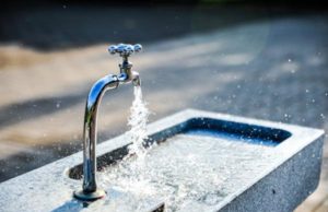 Ecomed: “Il vero problema sarà l’acqua potabile. Depurazione e riuso sono la chiave” rubinetto-acqua