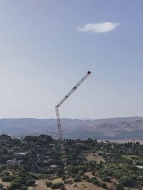 demolizione antenna rai caltanissetta