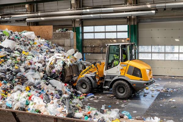 liebherr-l507-e-g8_96dpi_w800 liebherr
