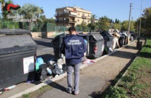 Rifiuti: i carabinieri del NOE di Roma denunciano i dirigenti di AMA S.p.A. per stoccaggio illecito a seguito dei disservizi nella raccolta dello scorso giugno